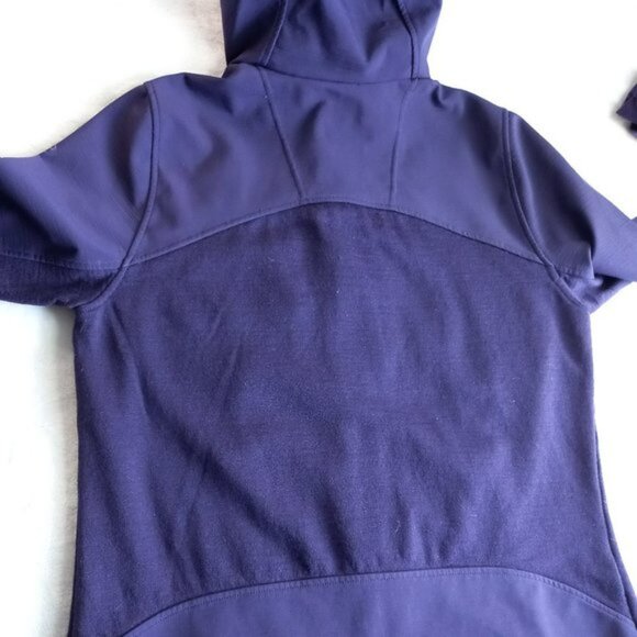 Icebreaker Merino Purple Zip Light Jacket (S) - Picture 10 of 12